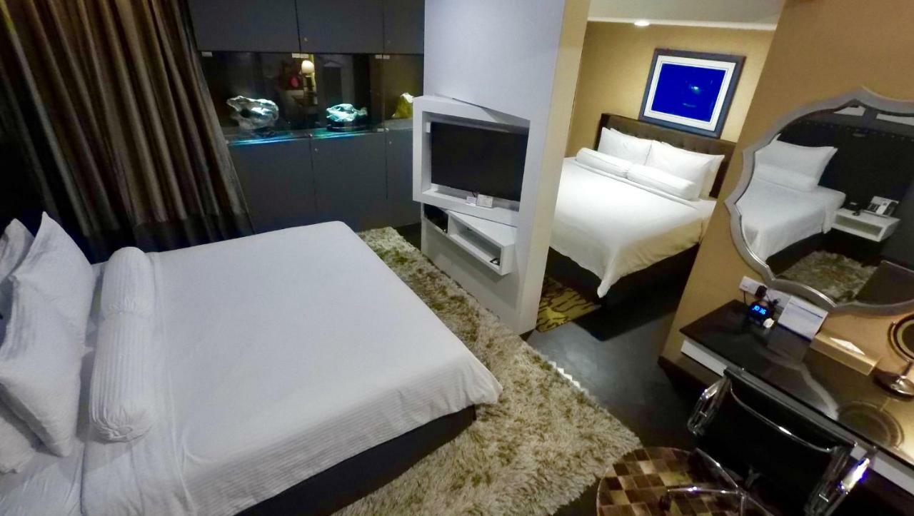 Bedrock Hotel 3*